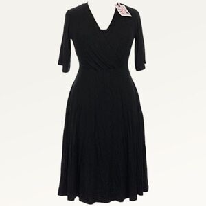 NWT Latched Mama Black Short Sleeve V-Neck Maternity Nursing Dress Size XL